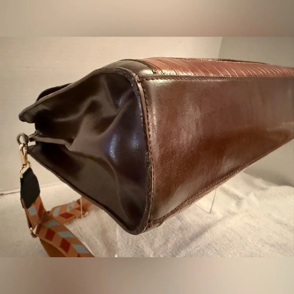 Marc Chantel Leather Briefcase | Croc-Embossed Brown | Crossbody